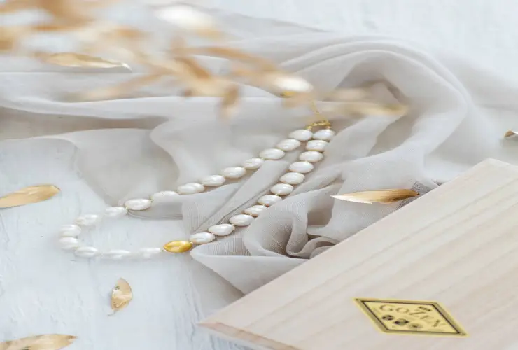 Gozen Atelier pearl collection arranged as refined Japanese-inspired luxury pieces